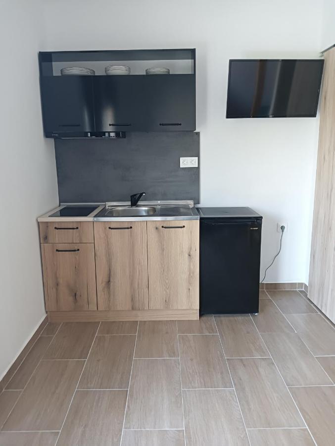 Studio Bakali Daire Toroni Dış mekan fotoğraf